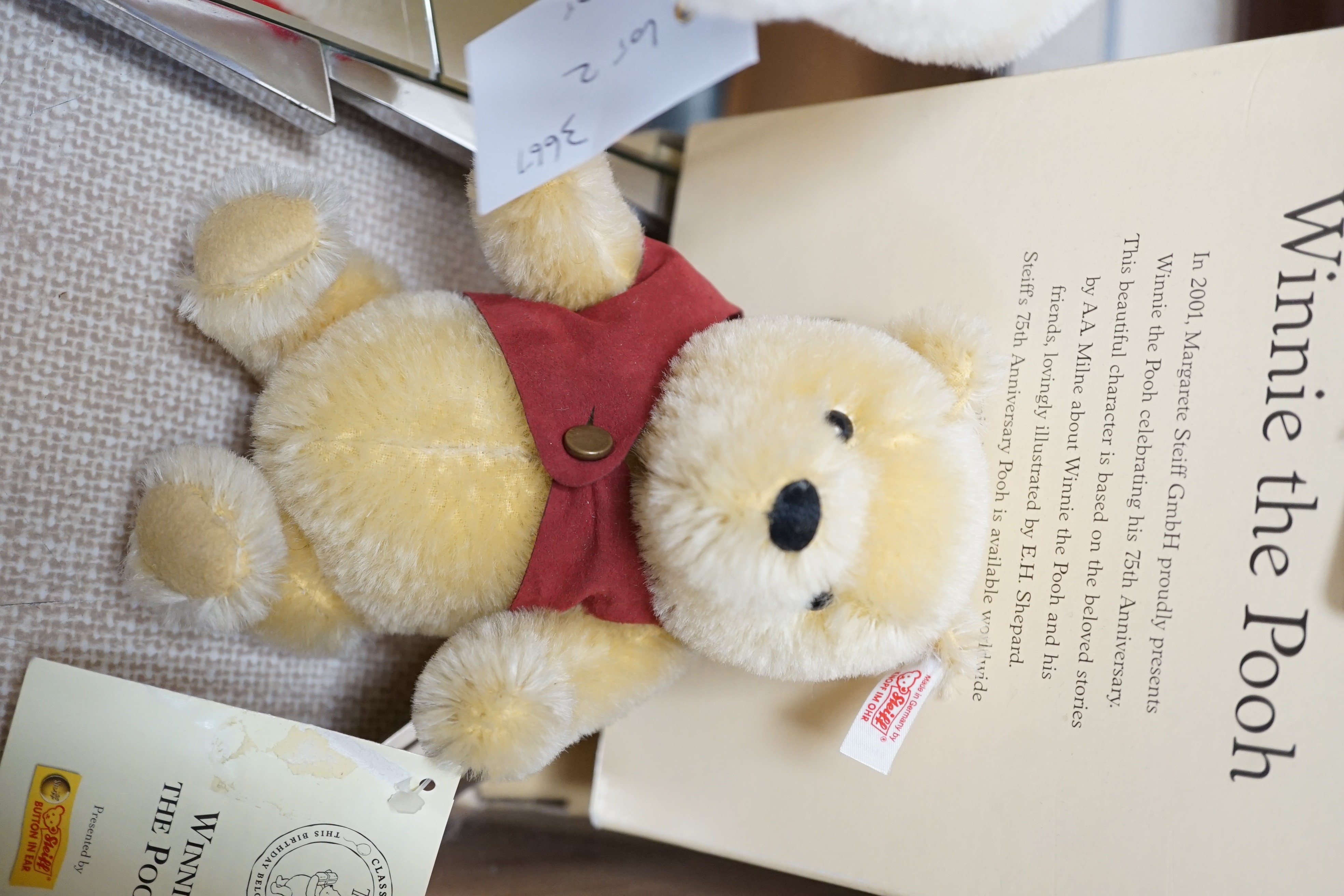 A selection of teddy bears, to include a boxed Steiff bear